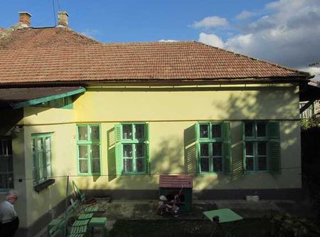 3 camere, 85 mp, gradina de 600 mp, zona Camera de Comert - Photo 2