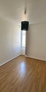 Location Appartement 2 pièces 44m² VILLEFRANCHE SUR SAONE 69400 - Photo 3