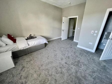 4 bedroom house to rent - Photo 3