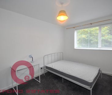4 bedroom flat to rent - Photo 3