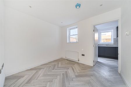 Portland Road, London, SE25 - Photo 3