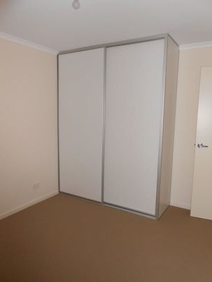 10 Gale Street - Photo 1