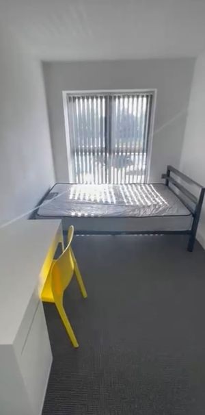 Room in a Shared House, Scotland Road, L5 - Photo 1