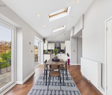 3 bedroom semi-detached house to rent - Photo 3
