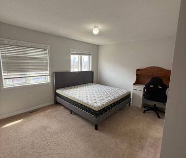 For Lease - 514 Candlestick Circle Unit# Upper, Mississauga, Ontario - Photo 1