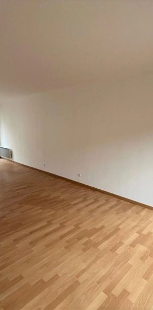 Appartement à louer 2 pièces 58.4m² - Photo 1