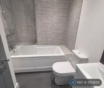 3 bedroom terraced house to rent - Photo 5