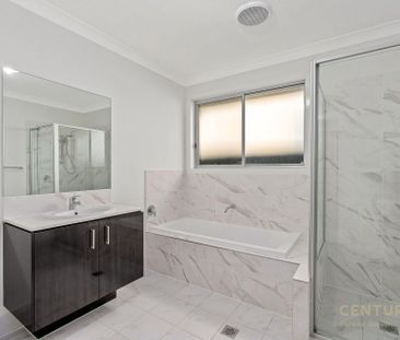 Family Home - Photo 5