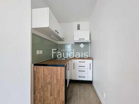 Location Appartement 1 pièce 26m² ST LO 50000 - Photo 3