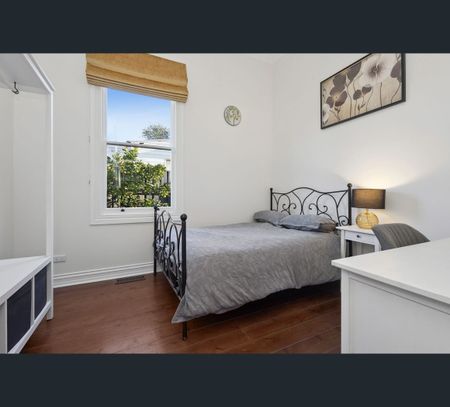 78 Napoleon Crescent, White Hills, Vic 3550 - Photo 2