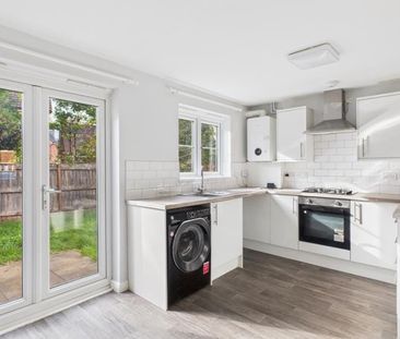 Woodvale, Kingsway, Gloucester - Photo 6