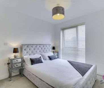 Royal Engineers Way, Mill Hill East, NW7 - Photo 5