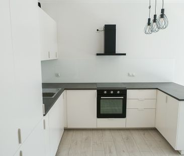 Kamienica NOVA 2 pokoje umeblowane 2600+830 - Zdjęcie 2