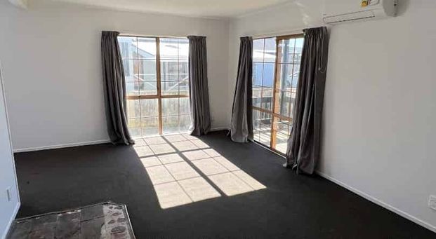 Tidy Stand-Alone Home in Quiet Cul-de-Sac - Photo 1