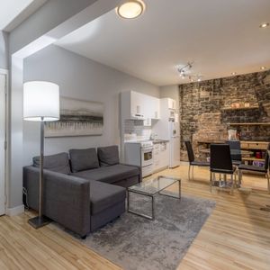 Colombier 3 ½ Entièrement Meublé à Louer Vieux-Québec Juillet 2026 - Photo 3