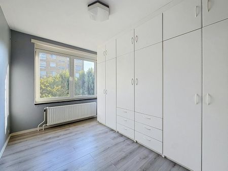 Appartement te huur in Merksem met 2 slaapkamers - foto 5