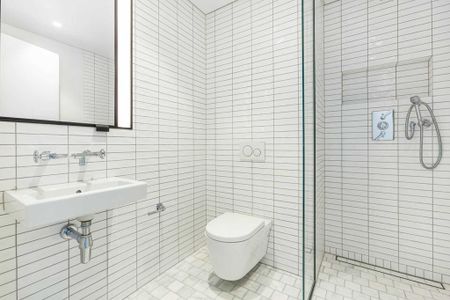 4 bedroom apartment to rent - Photo 2