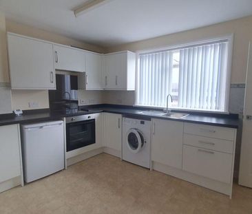 3 bedroom apartment to rent - Photo 6