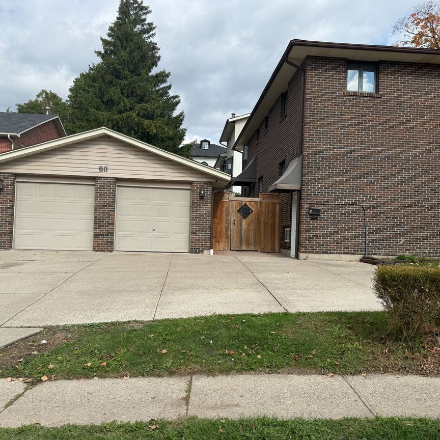 For Lease - 60 Scott Street, Brampton, Ontario - Photo 1
