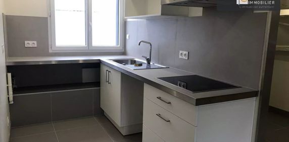 Location Studio 1 pièces 11 m2 à Saint-Didier - Photo 2