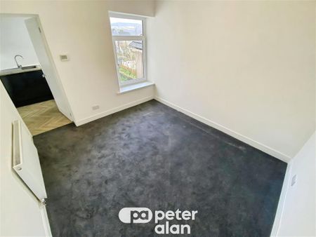 Wordsworth Street, Cwmaman - Photo 2