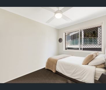 FURNISHED BEACHSIDE APARTMENT - Photo 1