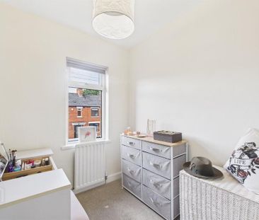 15 Connsbrook Park, Belfast, BT4 1NF - Photo 5