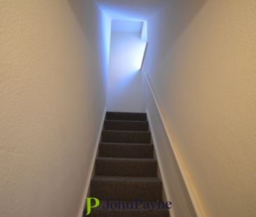 Tudor Road, Nuneaton, Warwickshire, CV10 9EF - Photo 1