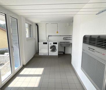 Sonnige neuwertige 2.5 Zimmer Wohnung mit Balkon - Foto 4