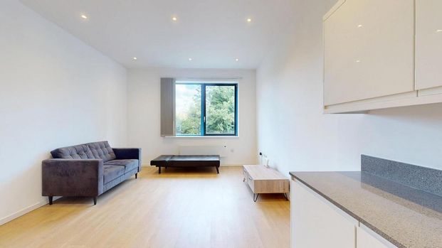 Studio to rent - Photo 1