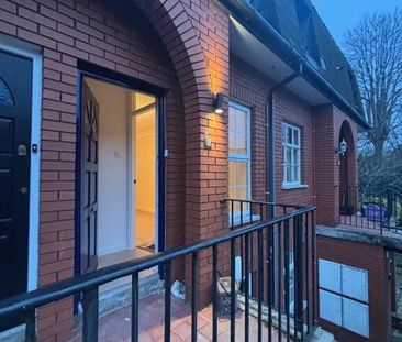 Great Apartment, 8b Windsor Close, Malone Road, Belfast, BT9 6FG - Photo 4