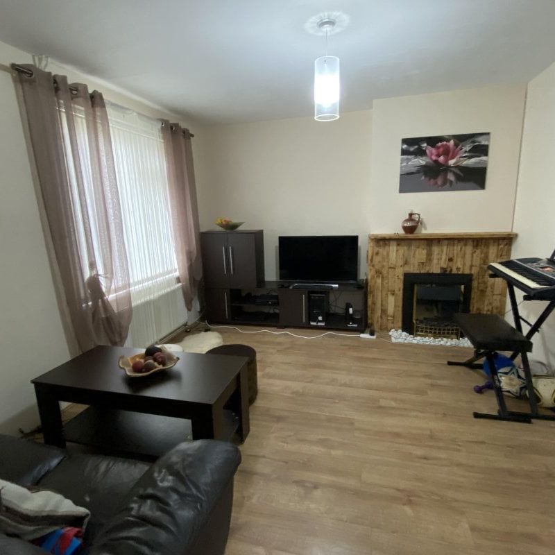 Ruskin Road - Photo 1