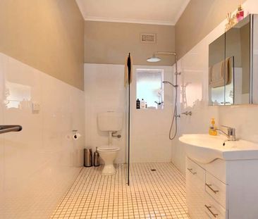 118 Doveton Street South, Ballarat Central - Photo 3
