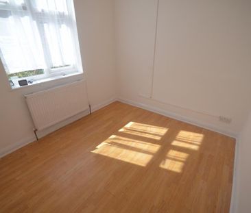 2 bedroom maisonette to rent - Photo 3