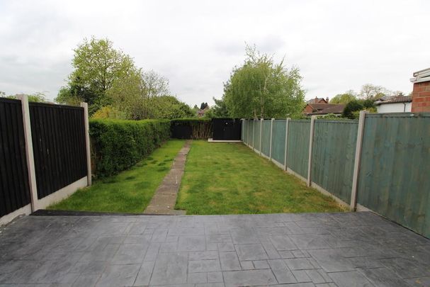 3 bedroom semi-detached house to rent - Photo 1