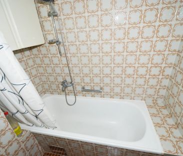 CHRISTOPH CHROMECEK IMMOBILIEN - MÖDLING - Großzügige Einraumwohnun... - Photo 4