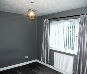 2 bedroom semi-detached house to rent - Photo 2