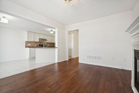 For Lease - 1198 Mary-Lou St Street, Innisfil, Ontario - Photo 2