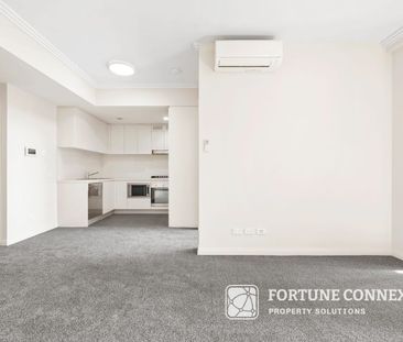 Spacious North-West Retreat with a Large Winter Garden - Photo 5