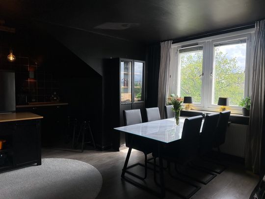 Ekensbergsvägen, Solna - Photo 1