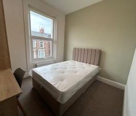 1 bedroom house of multiple occupation to rent - Photo 1