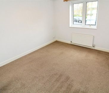 2 bedroom bungalow to rent - Photo 3