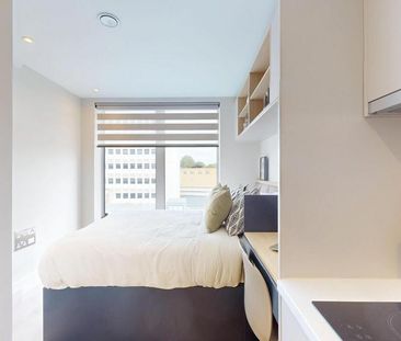 Studio to rent - Photo 5