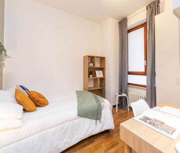 Viale Tibaldi, Milan, Lombardy 20136 - Photo 2