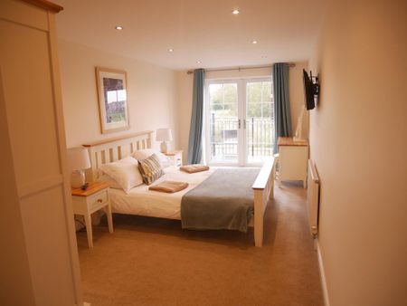 2 bedroom flat to rent - Photo 5