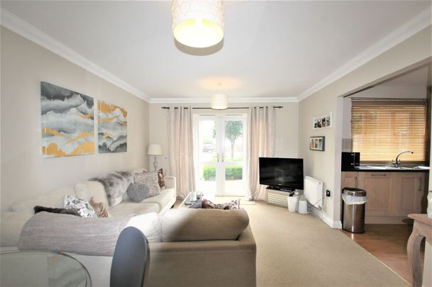 2 bed apartment to rent in Priory Avenue, Taunton, TA1 - Photo 1