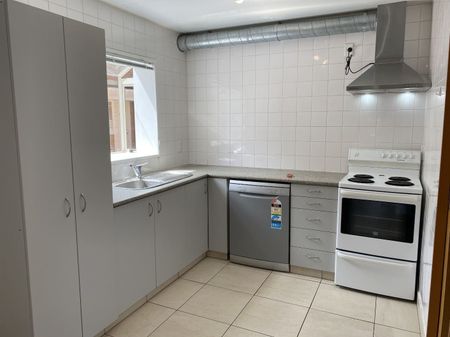 Grand on George! - Photo 5