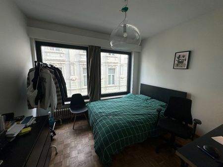 Ruim appartement met 3 slaapkamers op centrale ligging! - Photo 2