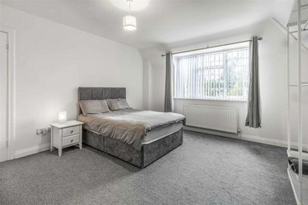 Westhorne Avenue, Eltham, SE9 - Photo 2