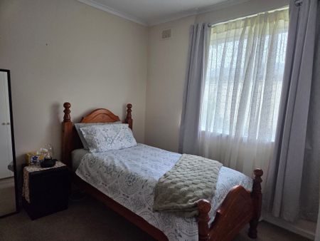 Morphett Vale - Photo 5